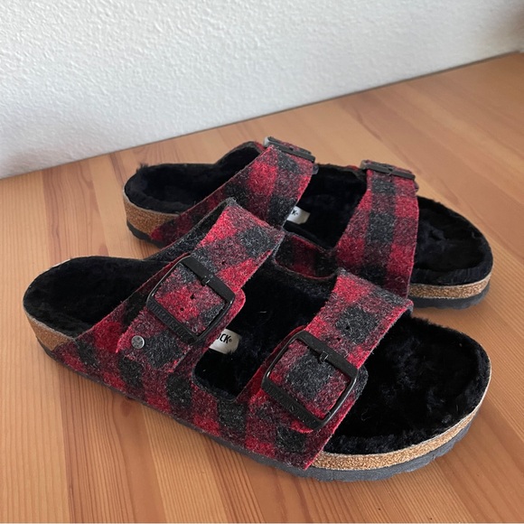 Birkenstock Arizona Plaid Red Fur Shearling Sandal - Picture 5 of 15